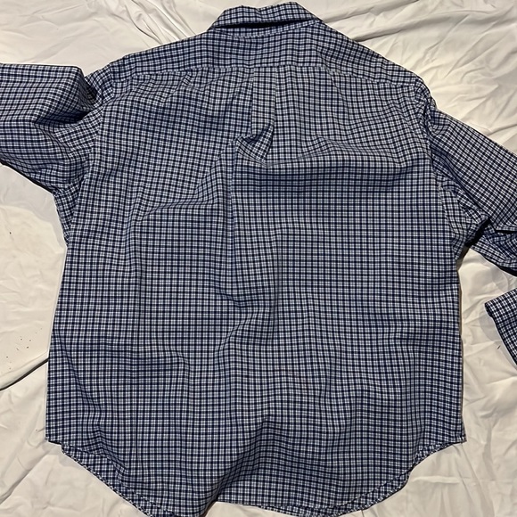 In like new condition, Mens Lauren by Ralph Lauren button down long sleeve shirt - Picture 4 of 5